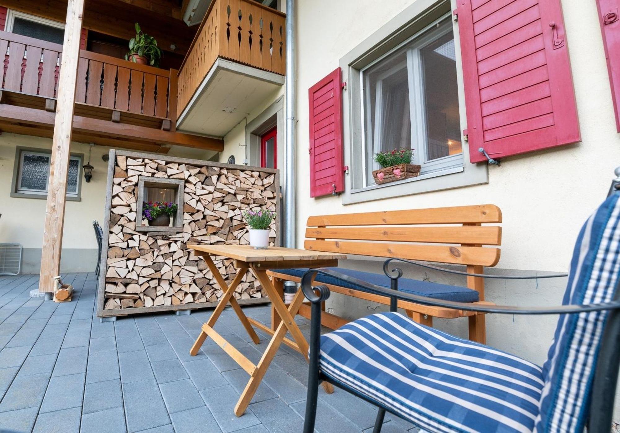 Apartamento Haus Belchenwind Münstertal Exterior foto